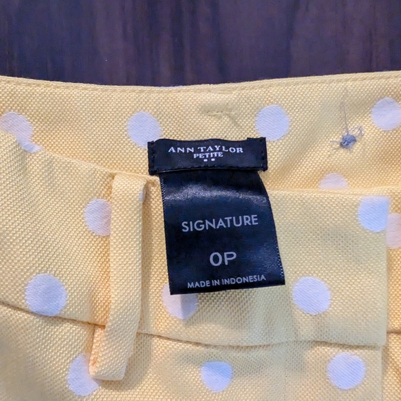 Ann Taylor Yellow & White Polka Dot Shorts - Picture 3 of 4
